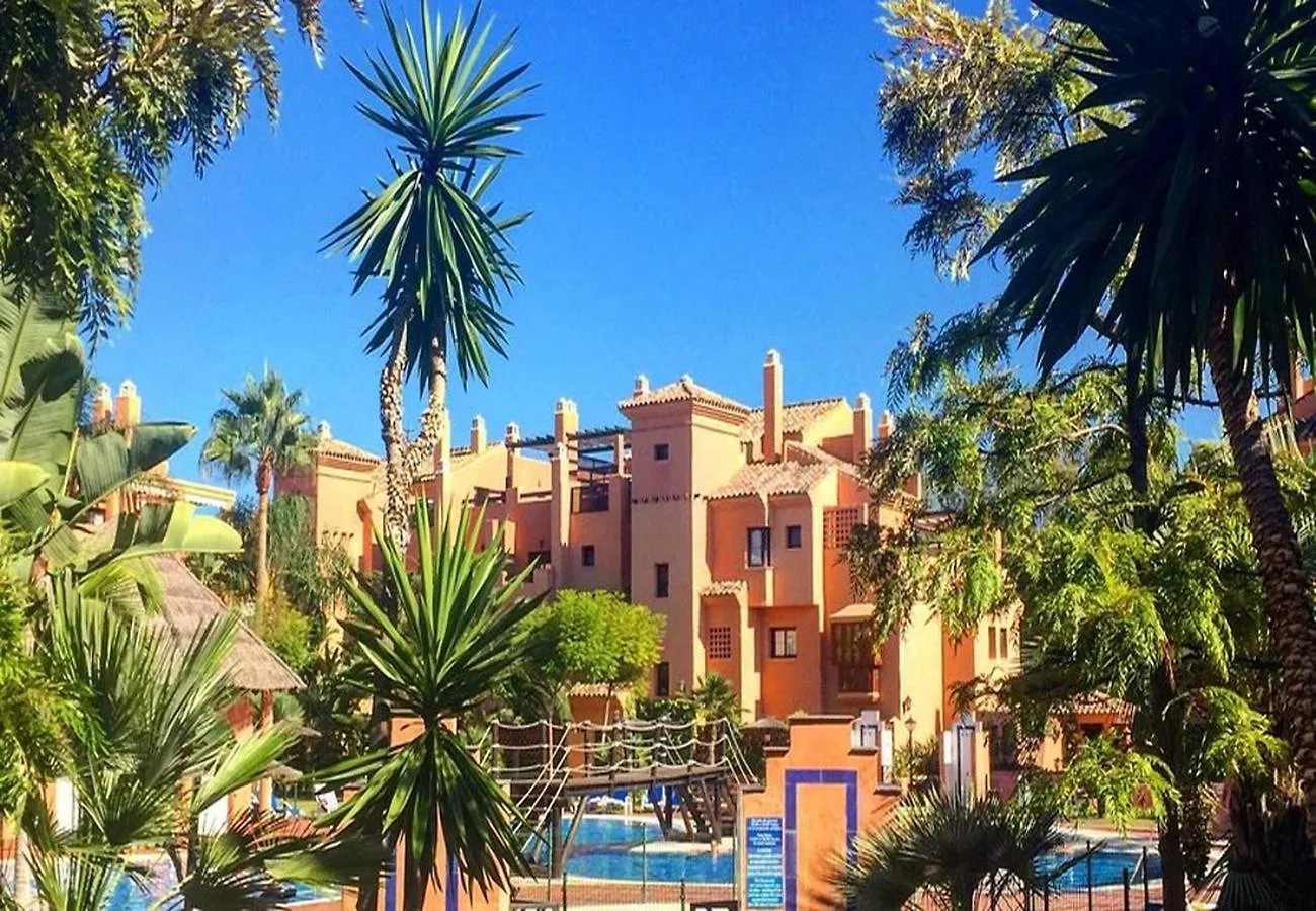 Modern 2 Bedroom Apartment - Hacienda Del Sol Estepona