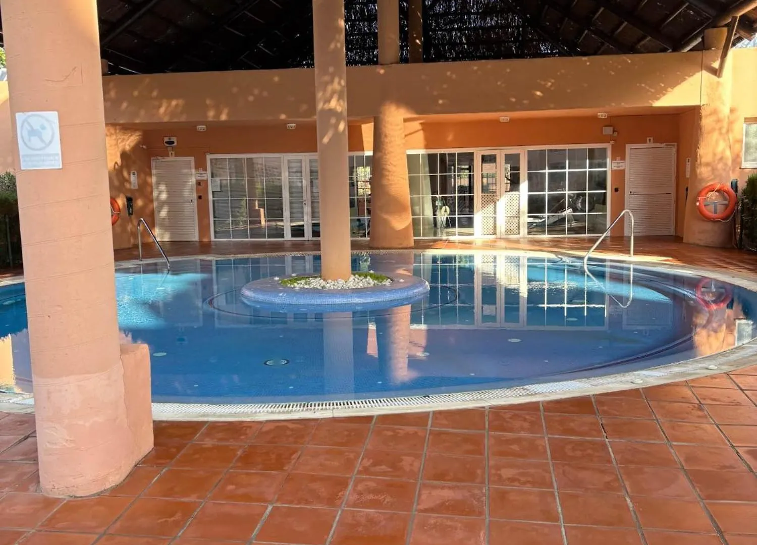 Modern 2 Bedroom Apartment - Hacienda Del Sol Estepona Spain